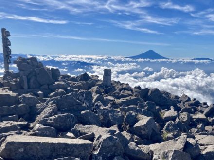 “最南端” だからこその絶景!　南アルプス＆富士山の大展望「八ヶ岳・編笠山」日帰り　登山レポ