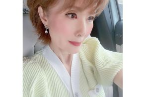 小柳ルミ子さん　松田聖子さんからの誕生日プレゼント「グリーンのカーディガン　大切に着ています」　感謝を綴る