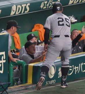 巨人、鯉に離されん！降雨コールド勝ち　菅野自責0で13勝目　ミス続きの門脇が50日ぶり打点でV打