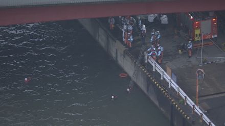 釣り人が沈んでいく車に気付く…名古屋港で岸壁から海に乗用車が転落 沈んだ車内から男女2人を救出も死亡