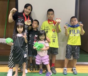 世界と戦う5児の母・山田よう子、親子でアームレスリング大会V　息子の活躍に驚き隠せず