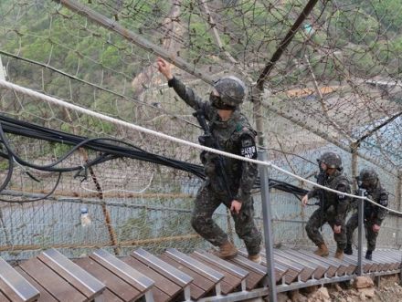 韓国陸軍、最前方で旅団級訓練…９・１９南北軍事合意以前に復元