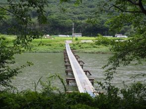 瀬戸大橋より喜ばれた?　完成46年、潜水橋が支えた営み　岡山