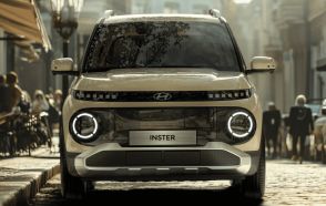 英国でも注目？ ヒョンデの小型電動SUV『インスター』現地初公開へ