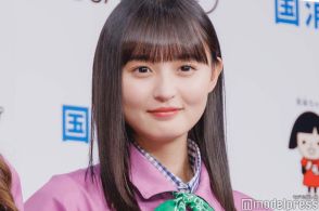 乃木坂46遠藤さくら、ノースリーブ姿で上目遣い「見つめる表情可愛すぎ」「癒やされる」の声