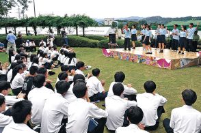 文化祭開催できた！活気、笑顔　輪島高と門前高