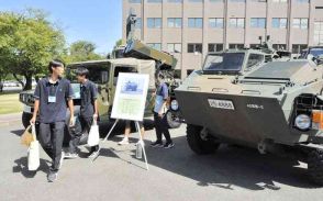 陸上自衛隊、熊本市などで職業体験ツアー　高校生ら150人参加　航空機の搭乗体験も