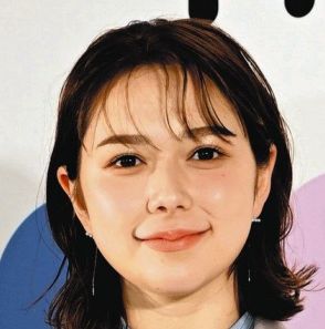 「腫れすぎじゃない？」村重杏奈“唇”に心配の声 「話が入って来ない」「どうした」