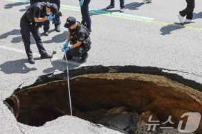 ソウルの真ん中で相次ぐ「道路陥没」、いったいなぜ？