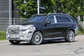 エンジン搭載車継続でメルセデスの旗艦SUV「GLS」が2度目の大改良！AMG版やマイバッハも一挙スクープ成功