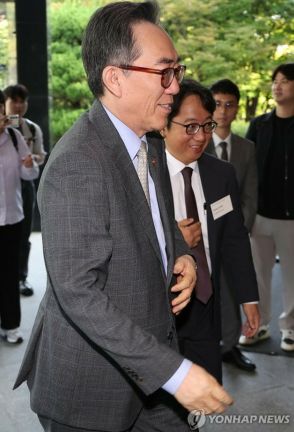 韓国外相　日米の新政権発足後も「3カ国協力の強化確信」