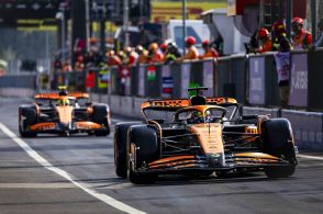 チームオーダーなしのマクラーレンにライバルは困惑。「彼らはレースから脱落しそうになっていた」／F1イタリアGP