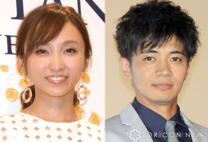 吉木りさ、夫・和田正人＆長女と“親子3ショット”「スリーショット珍しいね。素敵な親子」　夫婦リンクコーデでおでかけ