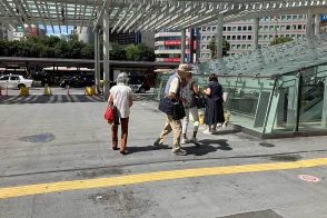 横浜駅の転落巻き込み事故「施設全体の安全策の見直し」明言　類似事案の事後状況は？