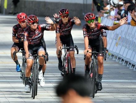 街を疾走するエコ時代のモビリティー　VC FUKUOKA佐藤監督と考える自転車ロードレースとツール・ド・九州の盛り上げ方…