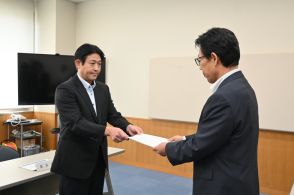 PFAS発生源は「活性炭が妥当」と報告書提出　岡山県吉備中央町長に原因究明委