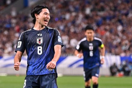 サッカー日本代表がゴールショー展開！南野拓実の1点目が見事！2シャドーは大当たりか？【W杯アジア最終予選】