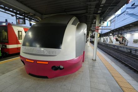 電車かと思ったら「売店」じゃないか 全国“車両型”の鉄道施設が振り切ってる！ なぜその車両が？