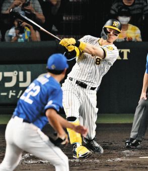 【福留孝介の目】浜風で本塁打1本損したが…『左対左』大野を苦にしない阪神・佐藤輝のスイングを分析 「アレンパ」へ確実性がカギを握る