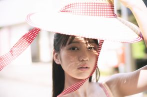 ＜AKB48大盛真歩＞初写真集で過去最大露出　水着、透けランジェリー　“うさぎブラ”も