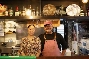 春日部の居酒屋「ニクイモアブラ」が1周年　肉メインの創作料理提供