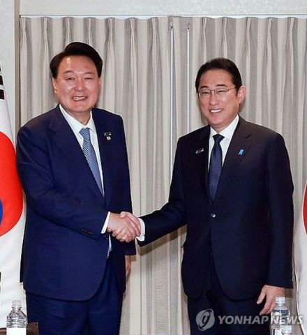 尹大統領と岸田首相が首脳会談　新たな協力策議論