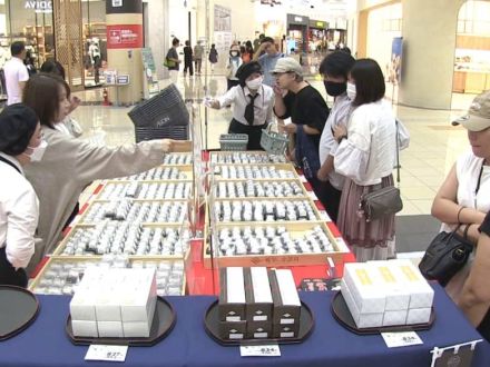 栗きんとんなど中津川市の特産品がズラリ　「中津川フェア」開催