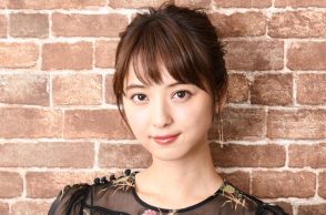 ＜佐々木希＞「夏休みご飯作り大変」　“映えない”手料理写真を公開　「絶対おいいしい」「愛情が伝わる」の声