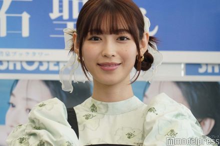 白石聖、初水着撮影で鍛え上げた美腹筋披露 ボディメイク法明かす「腸のマッサージをめちゃくちゃしていました」【unveil】