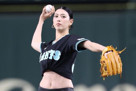 【巨人】三吉彩花がノーバンならず　ティファニーとのコラボ衣装で人生初始球式