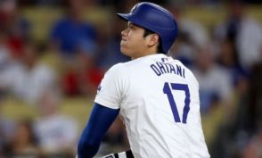 「信じられない！」大谷翔平、豪快弾でメジャー史上初の「45-45」達成！　米メディアも衝撃「ドジャース最初の年に…」