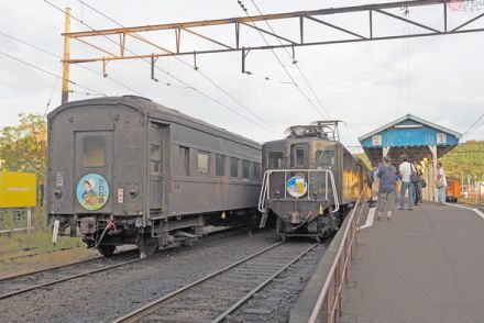 ここで「カンパ～イ」できるなんて！ 鉄道ファン至高の瞬間、大井川鐵道の「珍ビール列車」