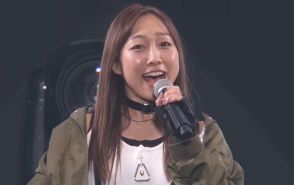 32歳・元SKE48須田亜香里、セクシーな網タイツに反響 ファンはドキドキ「足セクシー」「あかりんかっけー」