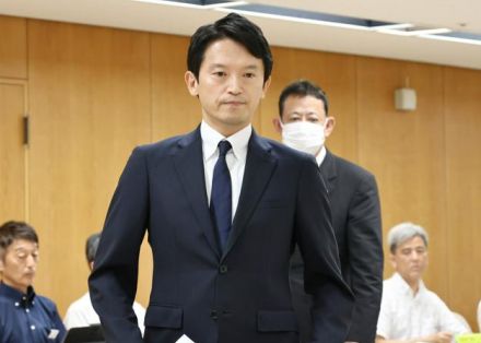 兵庫県知事の辞職、4会派が合同で要求へ　不信任の成立にも迫る規模