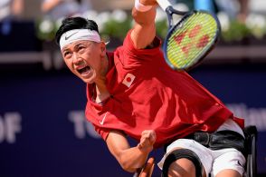 車いすテニス小田凱人 シングルスで初の金メダル！世界1位撃破しダブルス銀に続きメダル2つの快挙【パリパラリンピック】