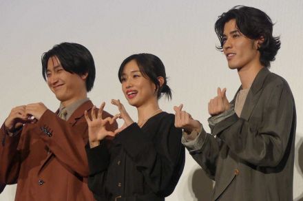 河合優実「モンスターのような映画になれば」　主演映画「ナミビアの砂漠」公開記念舞台あいさつ