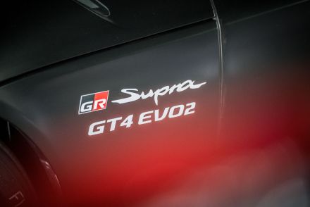 トヨタ「GRスープラGT4」がEVO2に進化！ 弱点を克服し耐久性大幅アップ…ニュルブルクリンク耐久選手権でシリーズチャンピオンも夢じゃない【Key