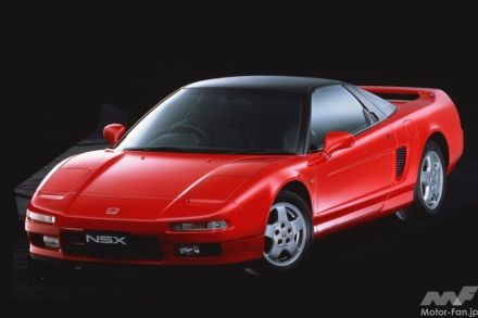 ホンダのミッドシップスポーツ「NSX」は爆速なのに快適走行！“誰でも乗れるスーパーカー”を目指す【歴史に残るクルマと技術058】