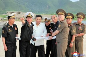 金正恩氏、海軍基地の予定地視察　「近く大型艦艇や潜水艦を保有」