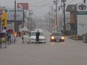 「吹き荒れる風雨の中での台風リポートは消滅」で重宝される”視聴者映像”　危険な撮影をしてもTV放送を狙う人たちと彼らを避ける番組サイドの事情