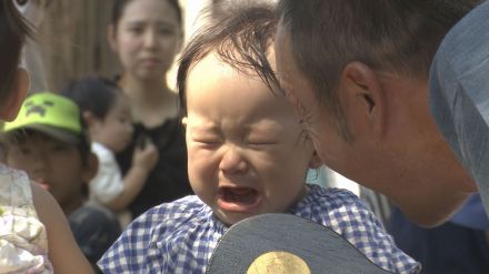 健やかな成長を願って　赤ちゃん泣き相撲開催　山口県防府市