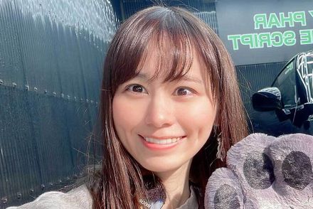 高級車複数台持ち女性YouTuber、フェラーリ納車報告　ローン審査通過も保険料に驚愕「事故率高い車らしい」