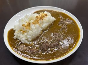 旨い店はタクシー運転手に訊け！ 2時間で売り切れる！大久保のカレー専門店『小さなカレー家』の絶品「牛すじカレー」が人気のワケ