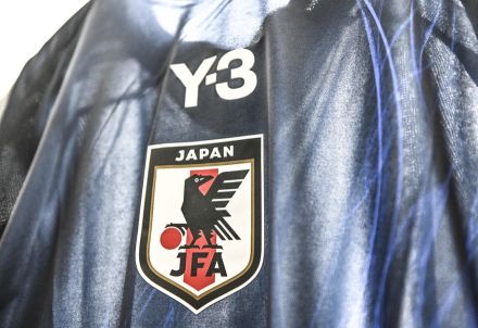 「本田さん!嘉人さん!ウッチー!」“フットサルしよう”のひと言で集まった元日本代表集結の豪華ショットにファン歓喜!「なんと神々しい」「中継して欲しい」などの声