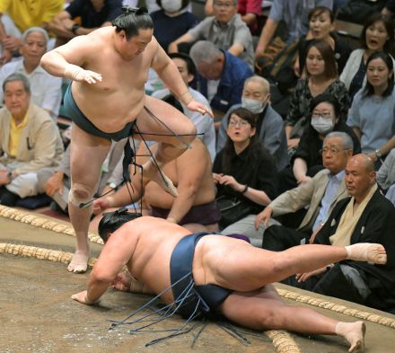 １１月で４０歳...“鉄人”玉鷲が節目でも変えない真骨頂「言葉が見つからないほどの快挙」…元大関・琴風の目