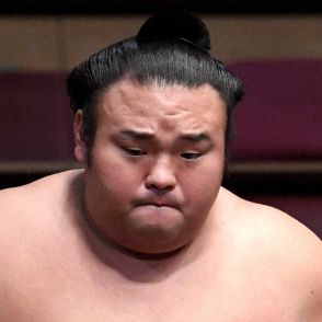 関脇転落の貴景勝が休場　大相撲秋場所　首の痛み癒えず