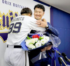 【オリックス】阪神・岡田彰布監督が引退のＴ―岡田ねぎらう　１９年の現役生活に「十分やろ」