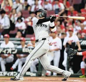 【巨人】「２番・三塁」でスタメンの坂本勇人が先制ホームラン