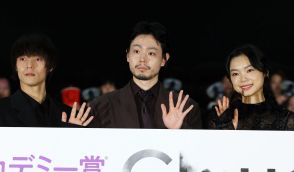 菅田将暉、映画撮影中に過緊張でひげ半分剃り落とす　奥歯も割れ「超力入ってたんだなって」