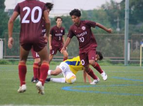 早大学院、巧みな試合運びで錦城に3-0勝利